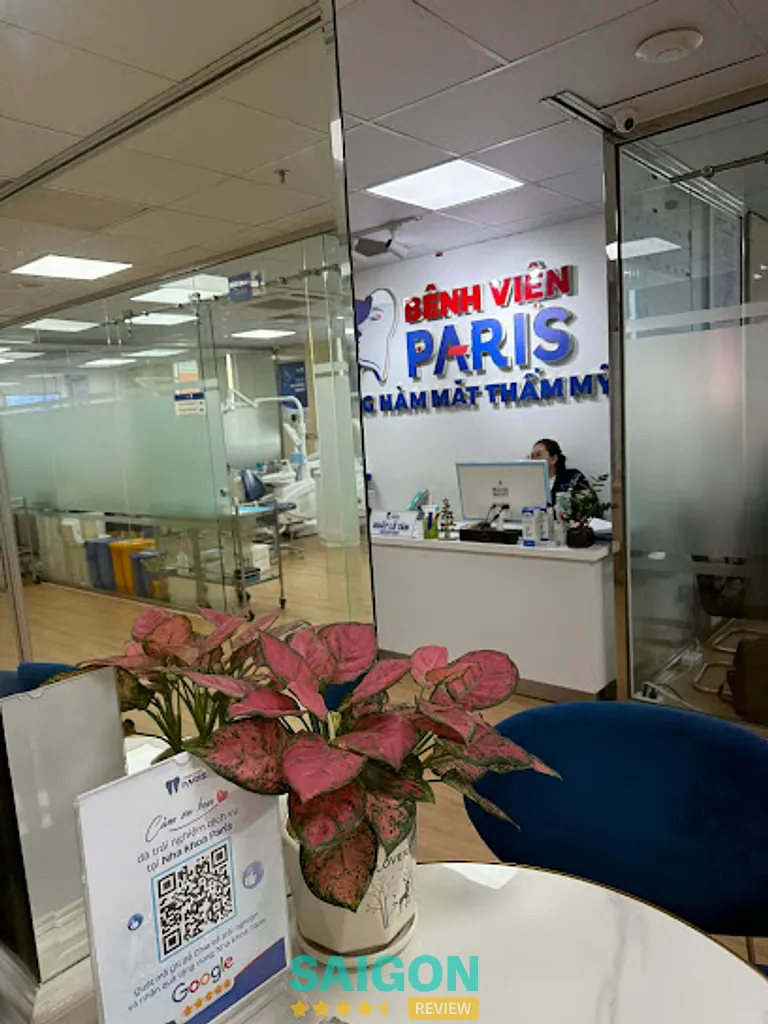 Bệnh viện răng hàm mặt thẩm mỹ Paris: 84A Bà Huyện Thanh Quan, P. Nhiêu Lộc