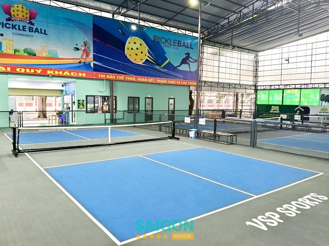 Thuê vợt tại VSP Pickleball Vũng Tàu