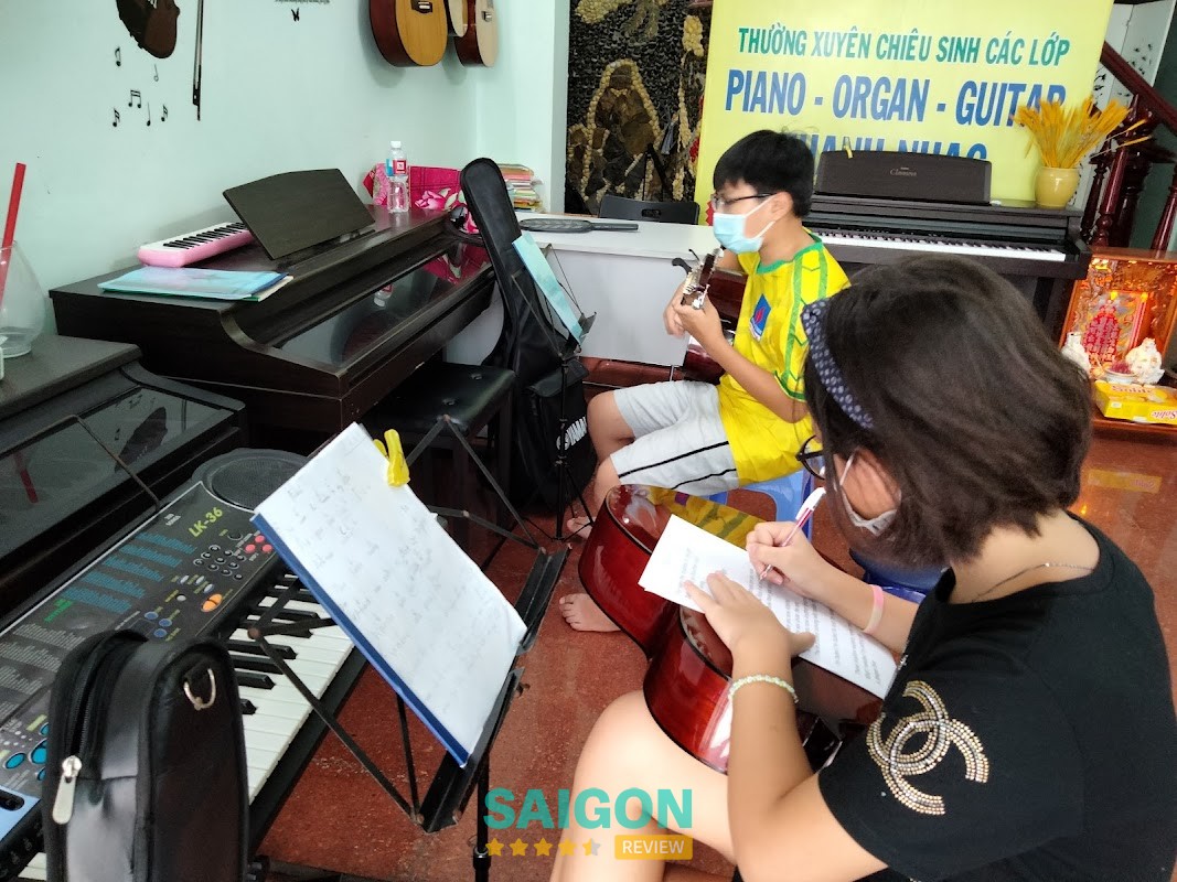 Lớp nhạc - Nhạc cụ Sol Vàng Vũng Tàu hình ảnh 2