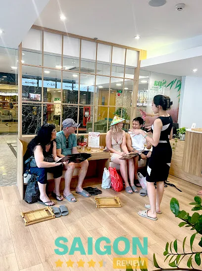 Emerald Spa: 69-71 Huỳnh Tịnh Của, P. Xuân Hòa
