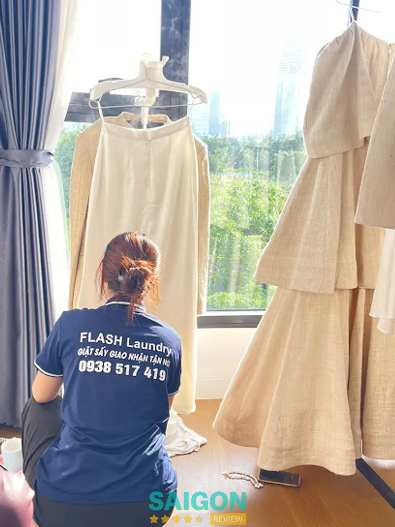 Giặt sấy Flash Laundry: 143/31 Ung Văn Khiêm, Thạnh Mỹ Tây