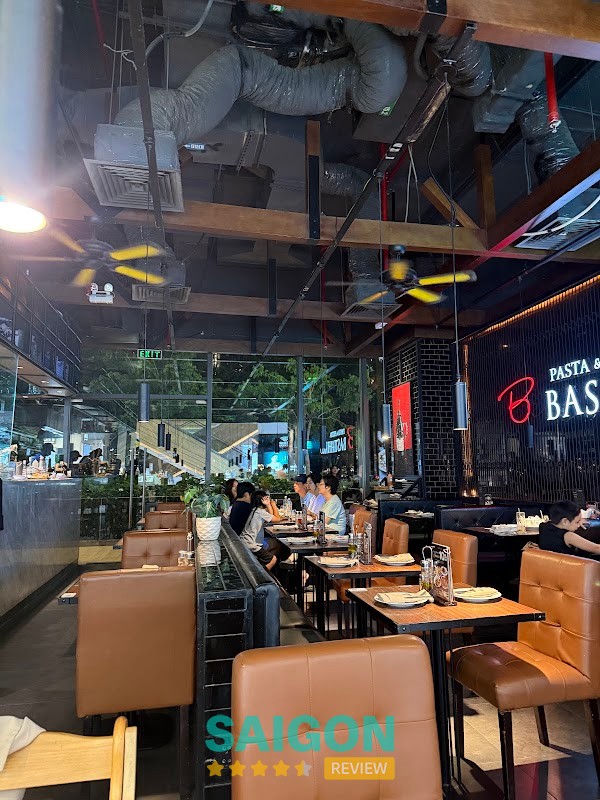 Basta Hiro Vincom Thảo Điền hình ảnh 2