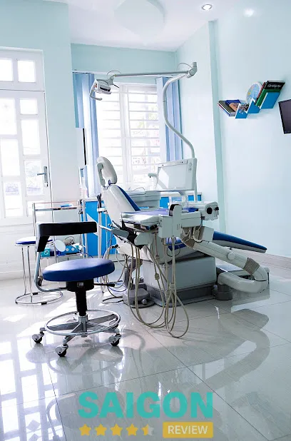 Nha Khoa Amy Dental: 166B Trần Đình Xu, P. Cầu Ông Lãnh