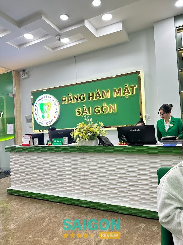 Không gian Nha Khoa Đăng Lưu CN 983