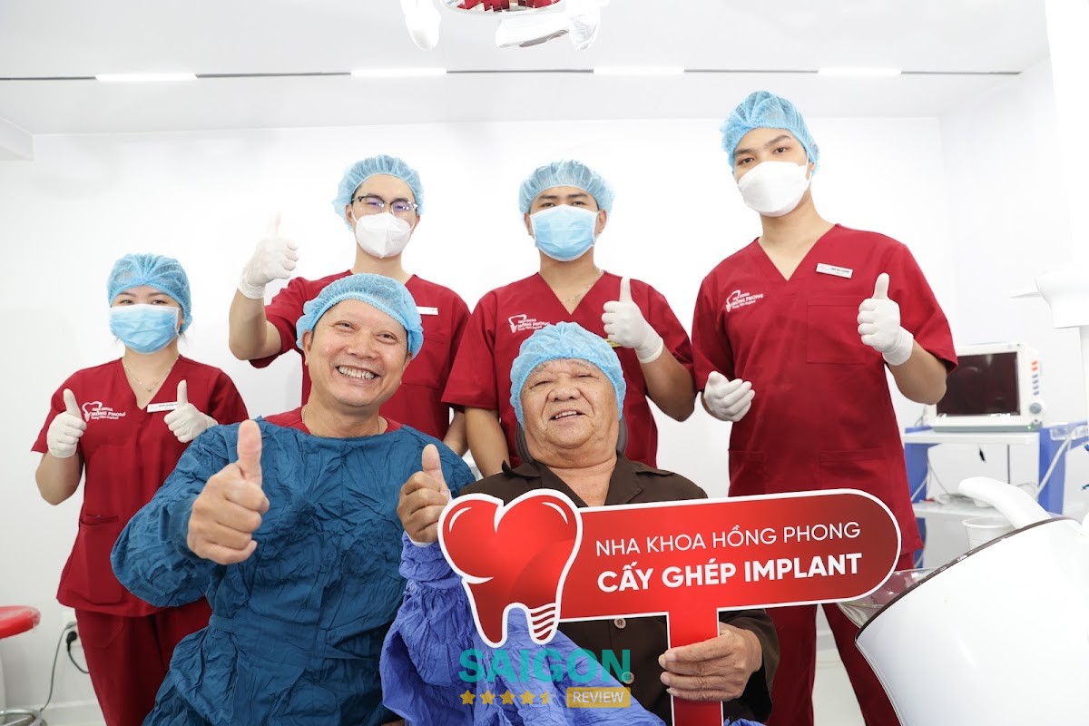 Nha Khoa Hồng Phong Chợ Quán