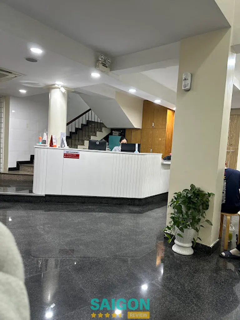 Nha khoa Bs Đinh Vĩnh Ninh: 151 Hồ Văn Huê, P. Đức Nhuận