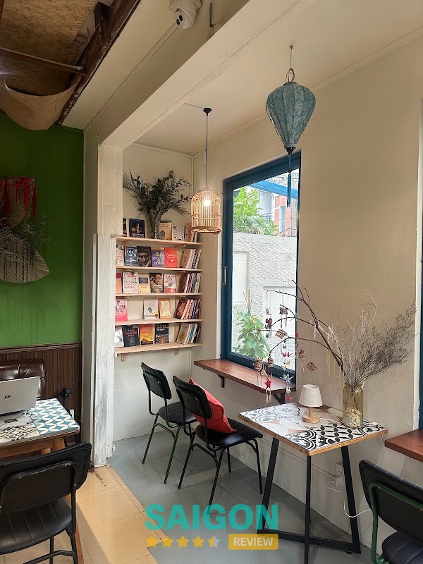 Tiệm cà phê Hỷ Bàu Cát