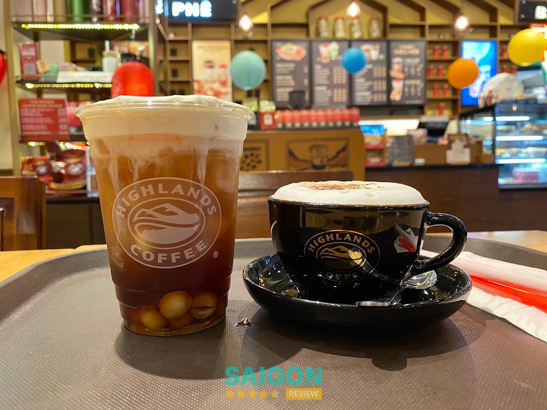 Highlands Coffee Bàu Cát hình ảnh 3