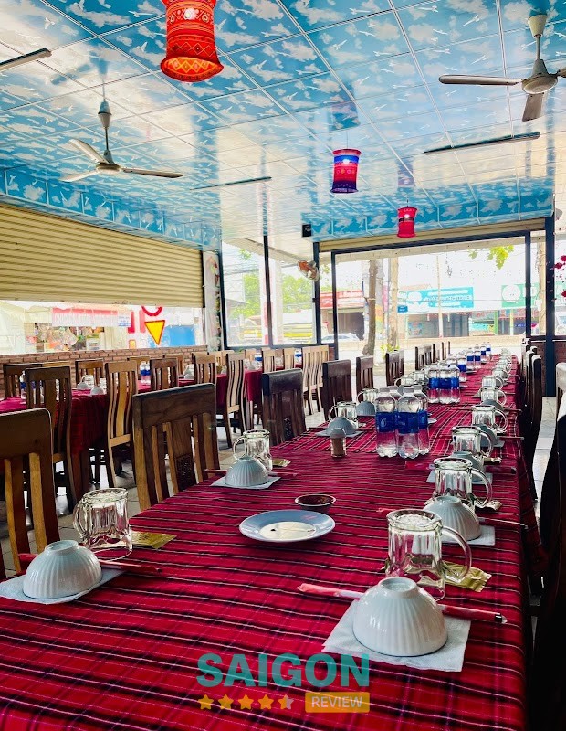 Món ăn tại Cơm Niêu Cây Bàng