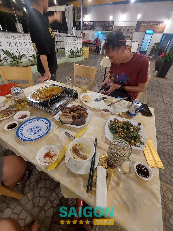 Không gian PHÚ MỸ QUÁN