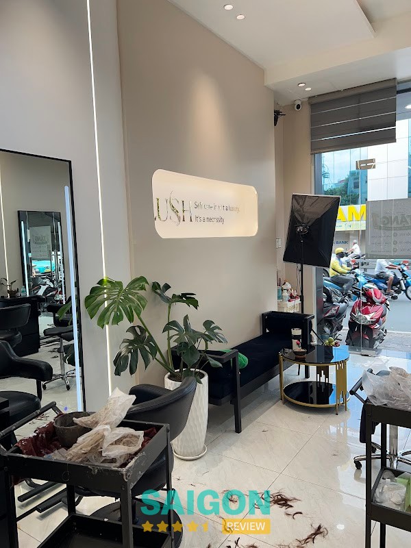 LUSH HAIR STUDIO Phường Chánh Hưng