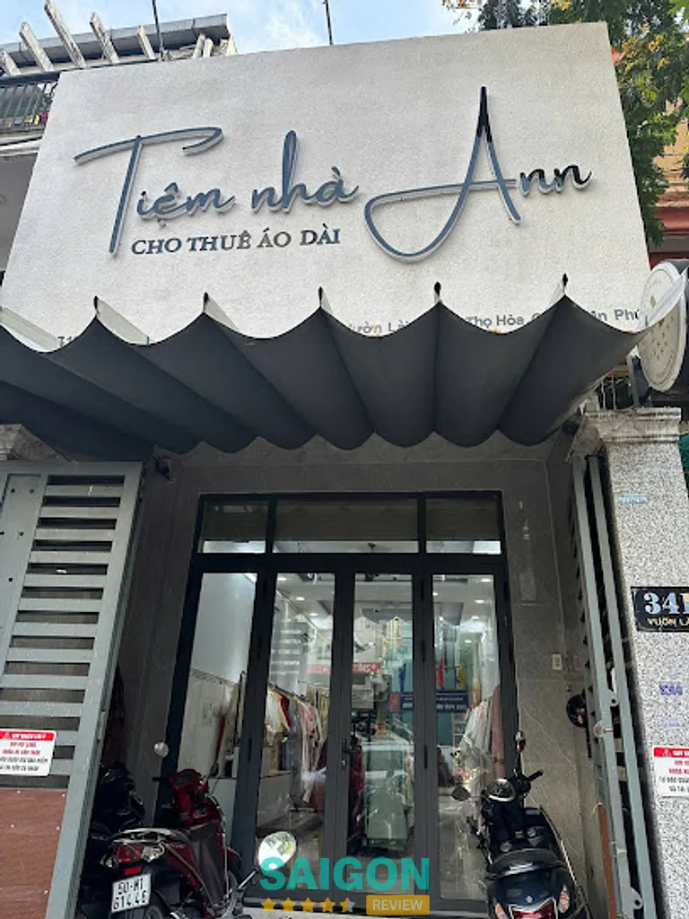 Áo dài Nhà Ann: 341 Vườn Lài, P. Phú Thọ Hoà