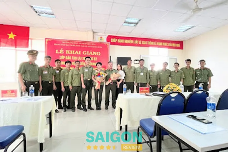 Trung tâm dạy nghề đào tạo lái xe Trường Đại Học An Ninh Nhân Dân