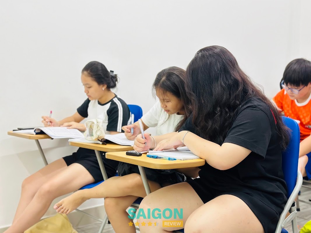 Tiếng Anh Hireme - Human & English hình ảnh 3